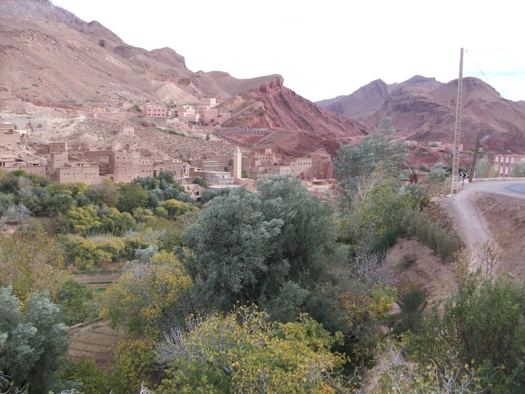 high atlas, morocco, mountains-284727.jpg